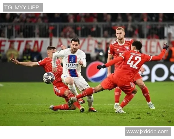 2020年拜仁慕尼黑与巴黎圣日耳曼巅峰对决回顾及精彩瞬间分析