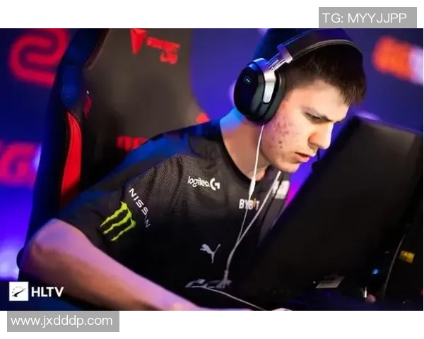 CSGO深度解析：探讨FPX战队的实力与战术优势